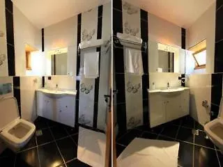 Bacchus Pension Antalya 2*,