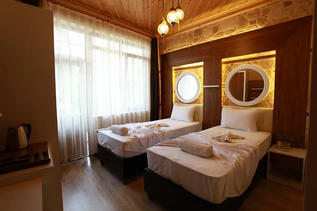 Bacchus Pension Antalya